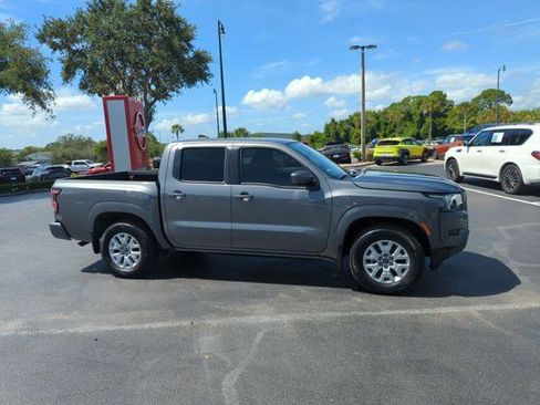 Certified 2023 Nissan Frontier SV w/ Technology Package RWD image 2