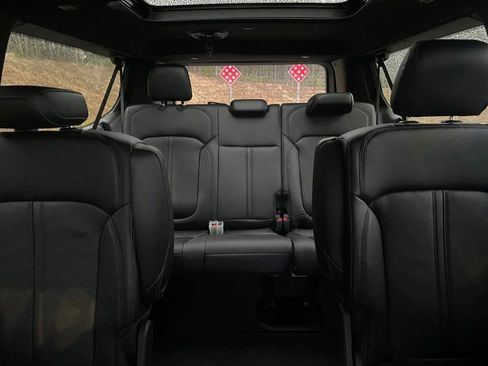 New 2026 Jeep Grand Wagoneer L Limited AWD/4WD image 18
