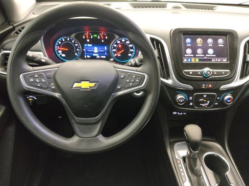 Used 2022 Chevrolet Equinox LT image 22