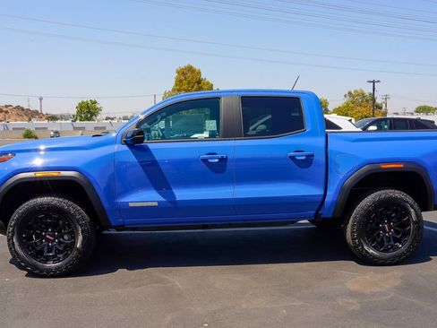 New 2026 GMC Canyon Elevation w/ Convenience Package image 8