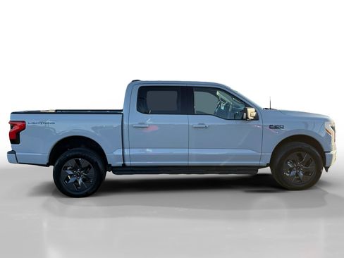 Used 2024 Ford F150 Lightning Flash image 6
