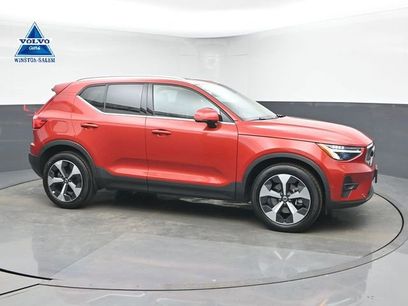 Used 2023 Volvo XC40 B4 Plus w/ Driver Assist Package