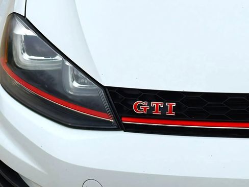 Used 2016 Volkswagen GTI Autobahn w/ Lighting Package (SEL) image 14