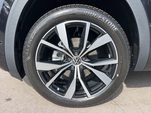 New 2026 Volkswagen Atlas SEL Premium R-Line AWD/4WD image 7