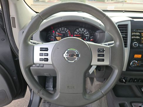 Used 2014 Nissan Frontier SV w/ SV Value Truck Package image 14