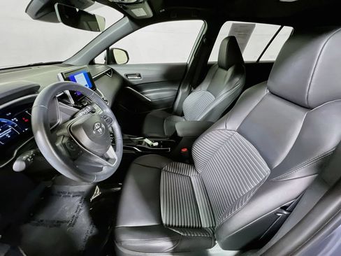 Certified 2024 Toyota Corolla Cross AWD Hybrid w/ Convenience Package image 18