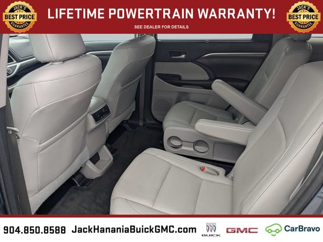 Used 2018 Toyota Highlander Limited FWD image 11