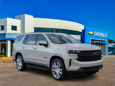 Used 2024 Chevrolet Tahoe RST RWD image 8
