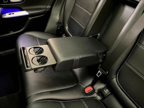 Certified 2023 Mercedes-Benz GLC 300 4MATIC image 36