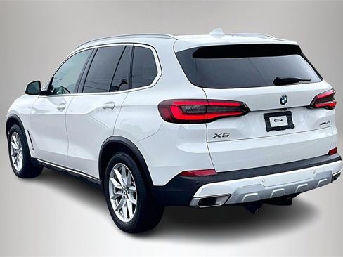 Used 2023 BMW X5 xDrive40i w/ Climate Comfort Package image 4