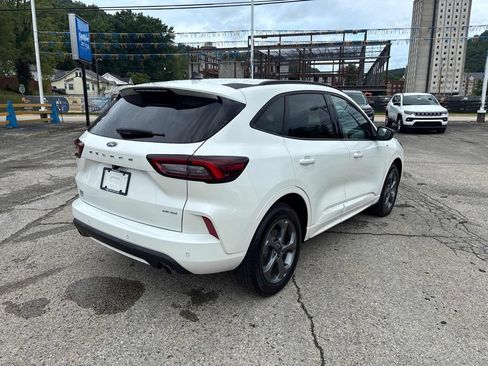 Used 2024 Ford Escape ST-Line w/ Tech Pack #1 AWD/4WD image 5