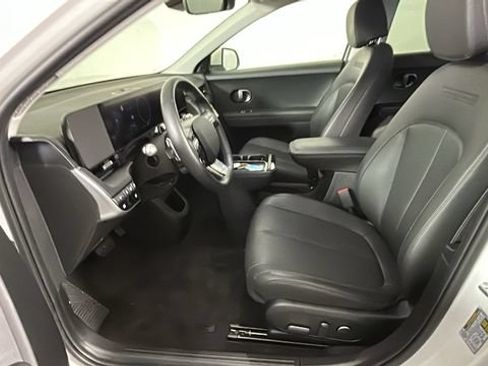 Certified 2025 Hyundai Ioniq 5 SEL AWD/4WD image 11