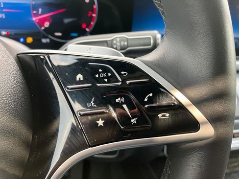 Used 2025 Mercedes-Benz GLE 350 4MATIC image 21