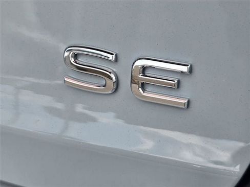 New 2026 Volkswagen Jetta SE image 5