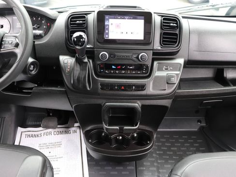 Used 2025 RAM ProMaster 2500 w/ Convenience Group FWD image 16