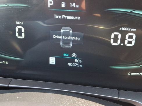 Used 2024 Kia Telluride S image 20