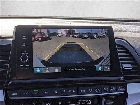 Used 2025 Honda Odyssey Sport-L image 14