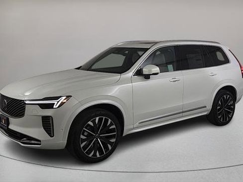 Used 2025 Volvo XC90 B6 Plus w/ Protection Package Premier AWD/4WD image 8