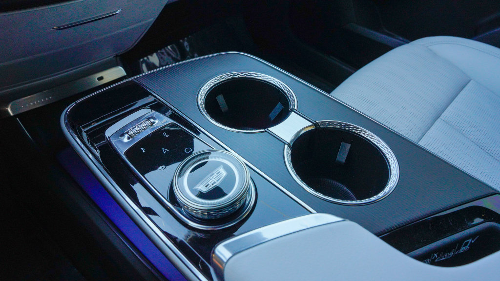 Certified 2024 Cadillac Lyriq Sport AWD/4WD image 13
