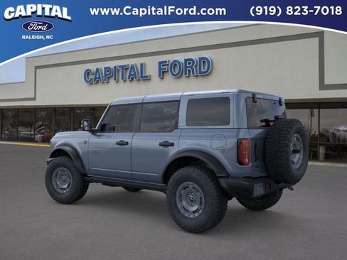 New 2025 Ford Bronco Badlands AWD/4WD image 4