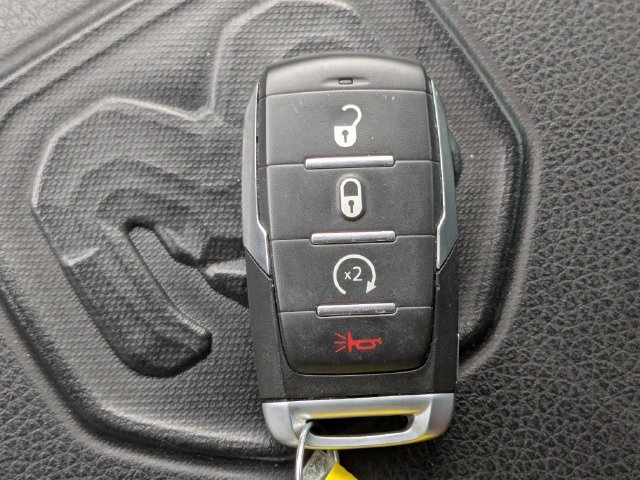 Used 2019 RAM 1500 Laramie RWD image 33