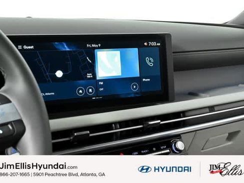 New 2025 Hyundai Tucson Limited image 19