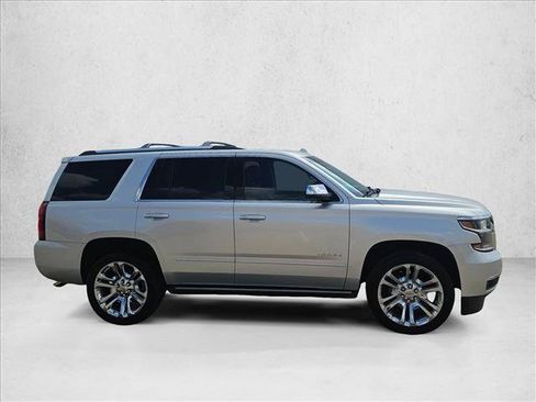 Used 2019 Chevrolet Tahoe Premier w/ Premier Plus Edition RWD image 4