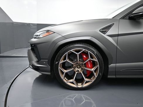 Used 2024 Lamborghini Urus Performante image 12