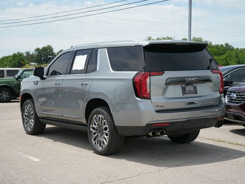 Used 2024 GMC Yukon Denali Ultimate AWD/4WD image 7