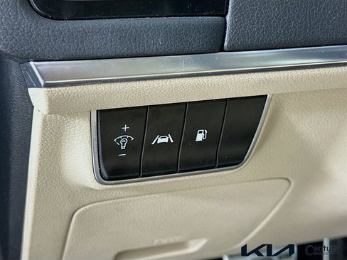 Certified 2023 Kia Stinger GT-Line w/ Sun & Sound Package image 10