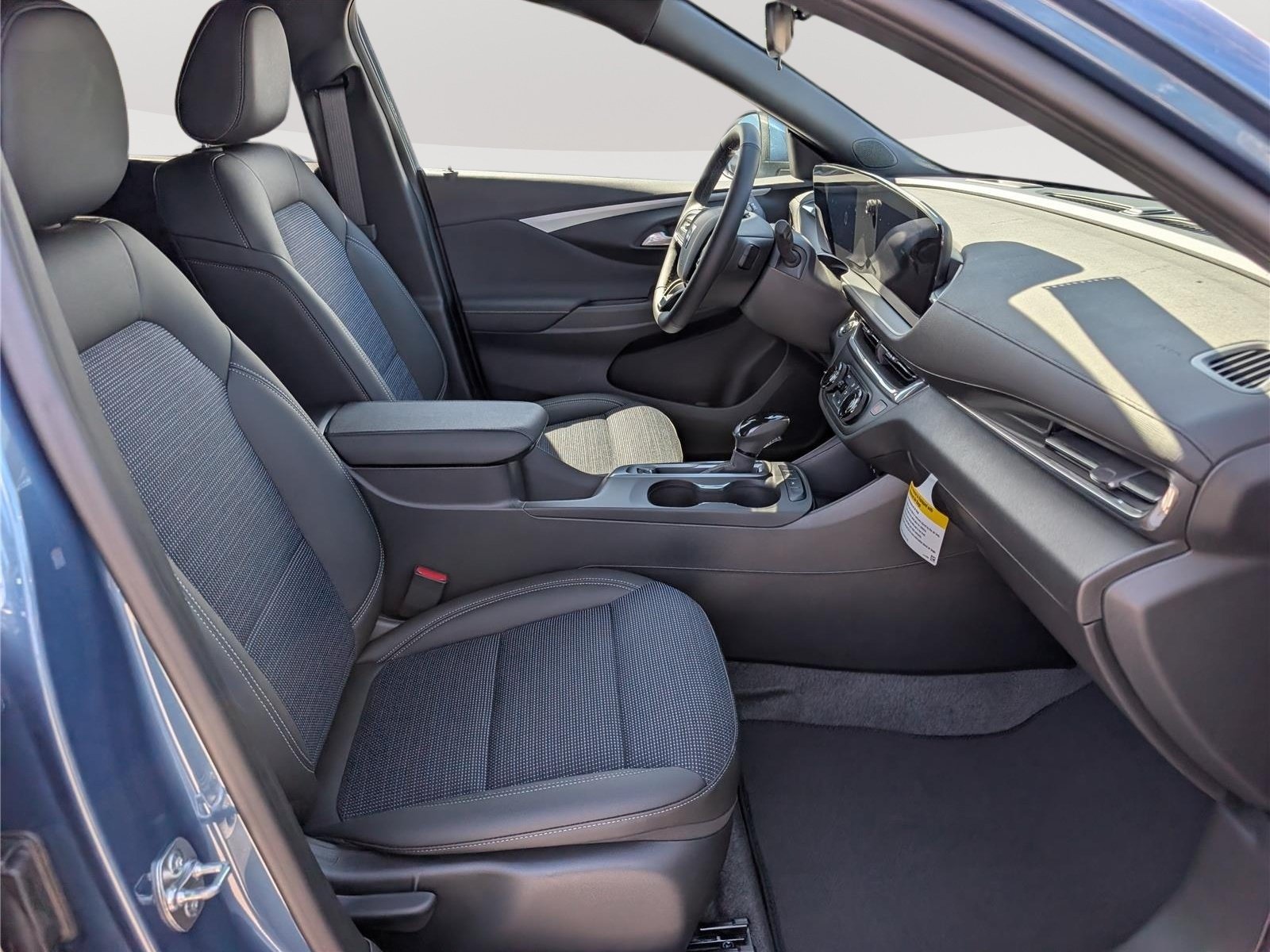 New 2026 Buick Envista Sport Touring w/ Convenience I Package FWD image 7
