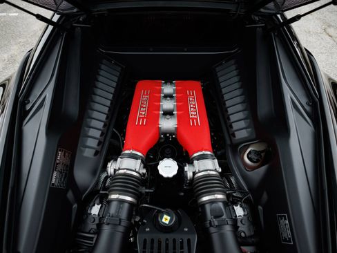 Used 2012 Ferrari 458 Italia Coupe RWD image 62