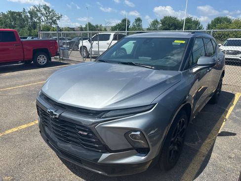 Used 2024 Chevrolet Blazer RS w/ Enhanced Convenience Package FWD image 26