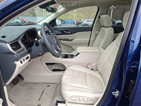 Used 2023 GMC Acadia Denali w/ Denali Technology Package image 14