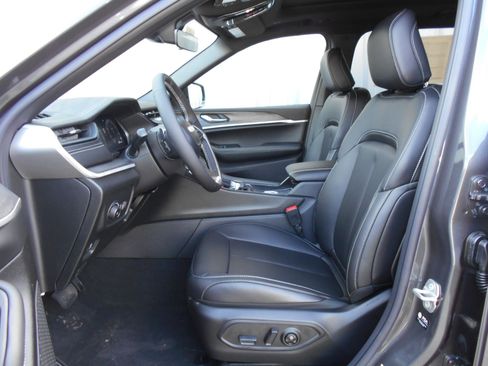 New 2026 Jeep Grand Cherokee L Limited AWD/4WD image 6
