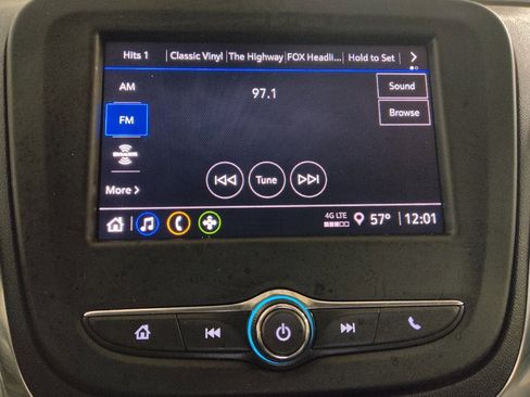 Used 2023 Chevrolet Equinox LT w/ Driver Convenience Package image 25