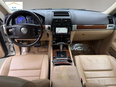 Used 2010 Volkswagen Touareg VR6 AWD/4WD image 21