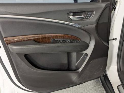 Used 2020 Acura MDX FWD image 12