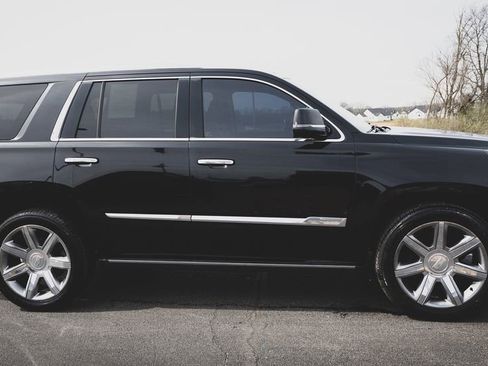 Used 2015 Cadillac Escalade Premium AWD/4WD image 26