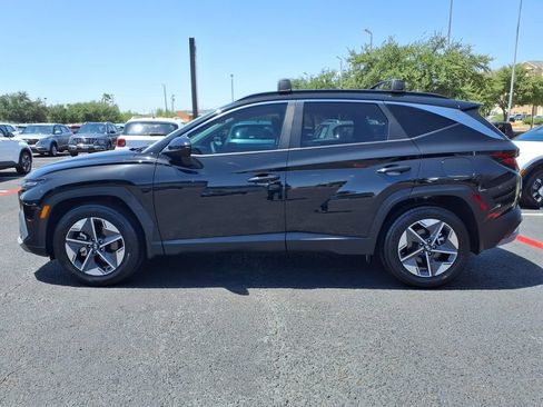 Used 2025 Hyundai Tucson SEL FWD image 2