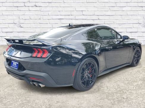 Used 2024 Ford Mustang GT Premium w/ GT Performance Package RWD image 4