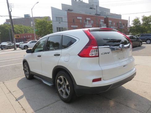 Used 2015 Honda CR-V LX image 4