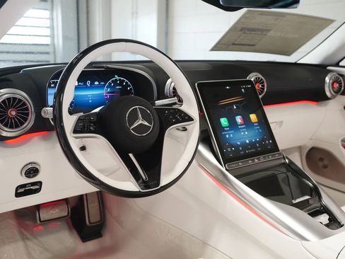 New 2026 Mercedes-Benz Maybach SL 680 image 19