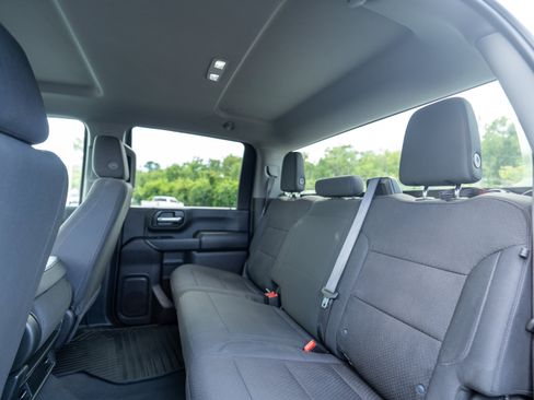 Used 2025 Chevrolet Silverado 2500 Custom w/ Z71 Off-Road Package AWD/4WD image 9