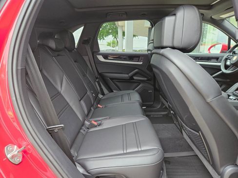 New 2026 Porsche Cayenne AWD/4WD image 24