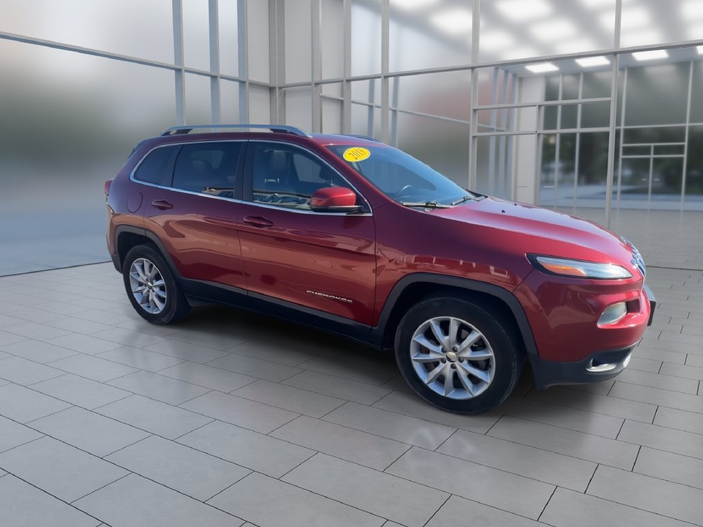 Used 2015 Jeep Cherokee Limited w/ Trailer Tow Group AWD/4WD image 2
