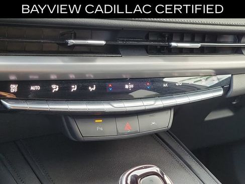 Certified 2025 Cadillac XT4 Premium Luxury FWD image 31