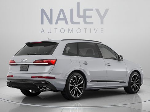 Used 2022 Audi SQ7 Prestige w/ SQ7 Sport Package AWD/4WD image 3