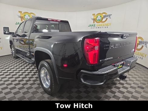 Used 2025 Chevrolet Silverado 3500 High Country w/ High Country Premium Package AWD/4WD image 7