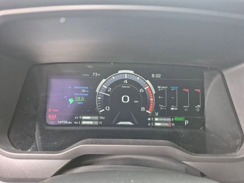 Used 2024 Toyota Tundra Platinum image 21